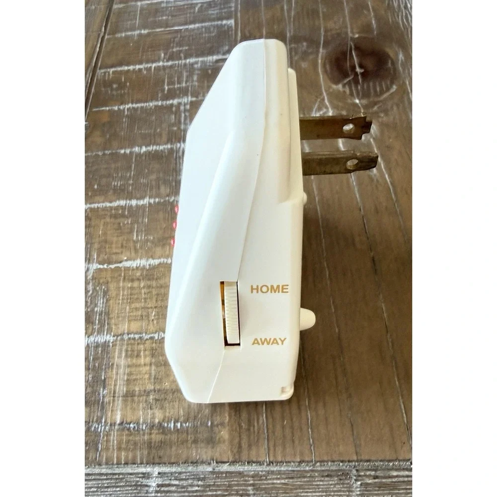 The Clapper Clap On! Clap Off! The Clapper! Control Wall Outlet Adapter